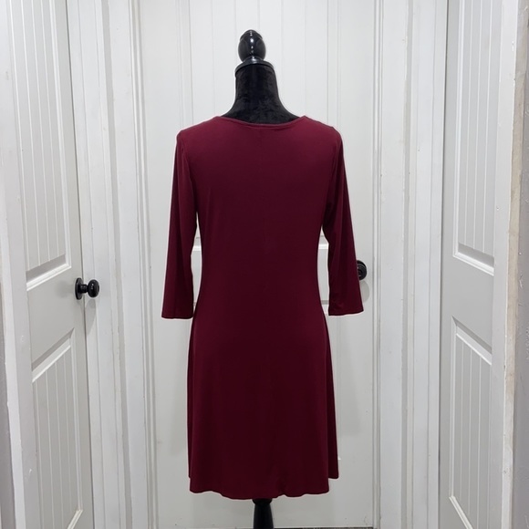SIGNATURE Studio Maroon Dress Women’s Size Medium Pre-Owned - Picture 3 of 8